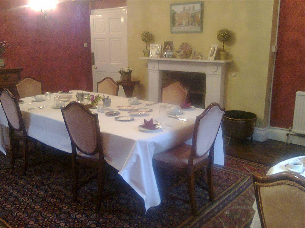 Elm Lodge Bed & Breakfast Ludlow Exterior foto