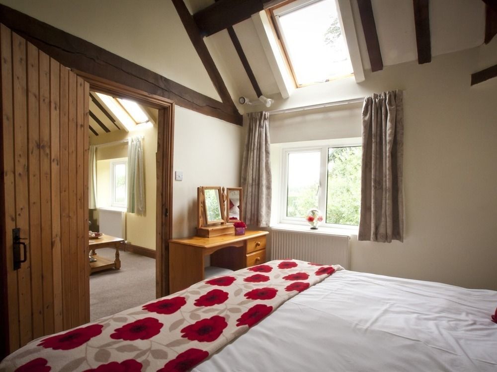 Elm Lodge Bed & Breakfast Ludlow Exterior foto