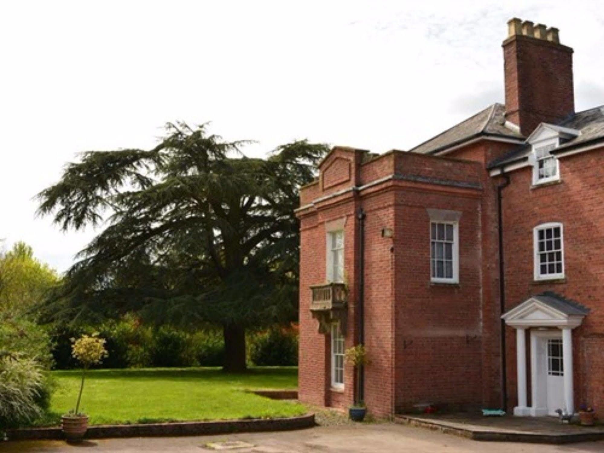 Elm Lodge Bed & Breakfast Ludlow Exterior foto